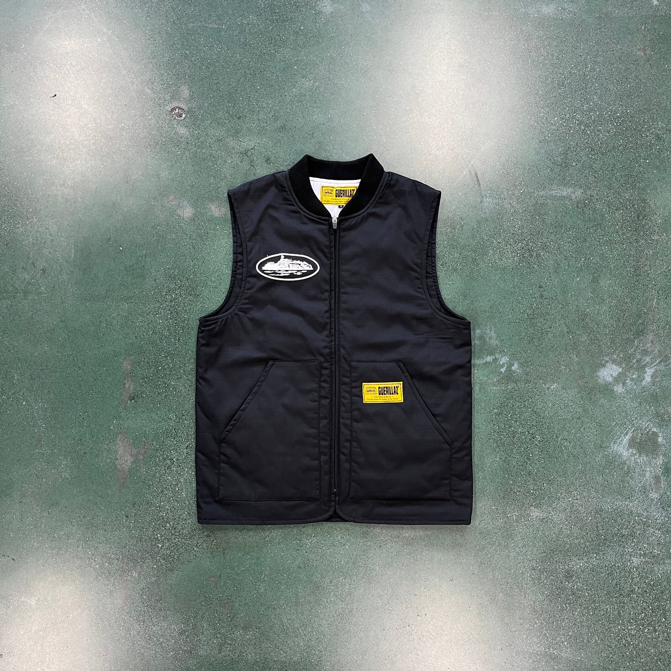 Corteiz Guerillaz Quilted Vest - Black Ironleague