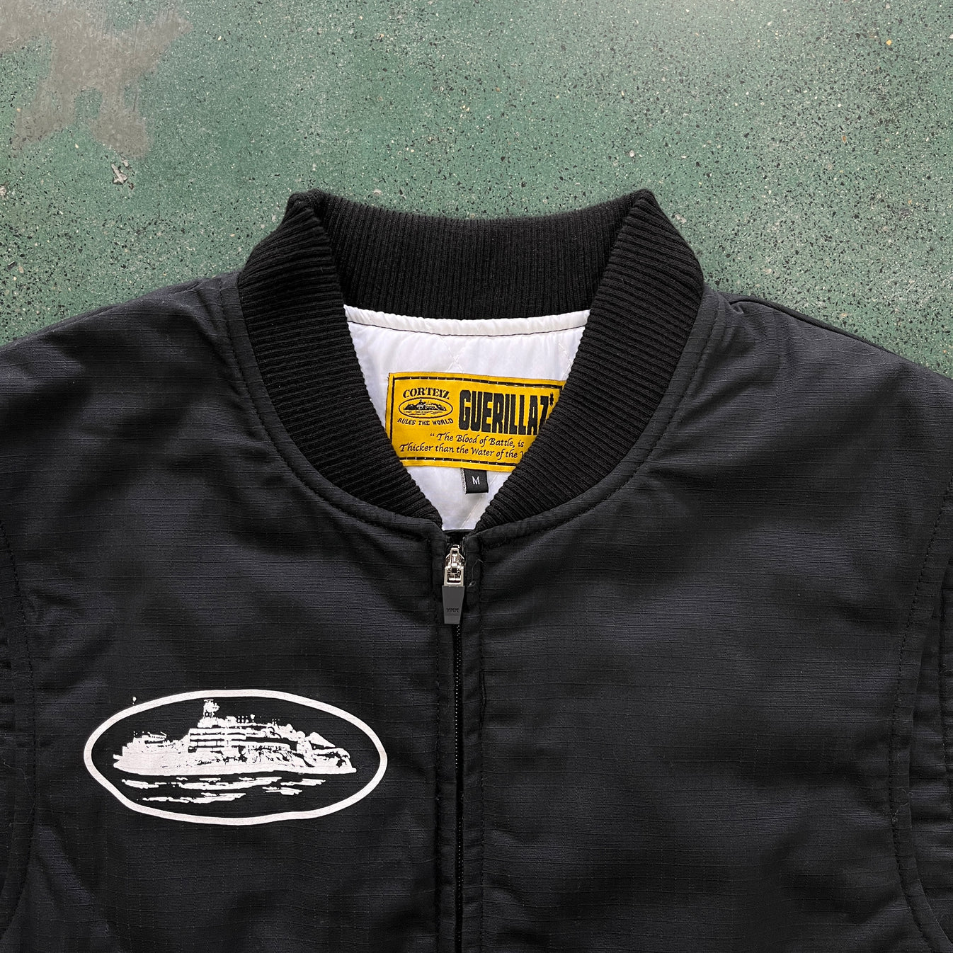 Corteiz Guerillaz Quilted Vest - Black Ironleague