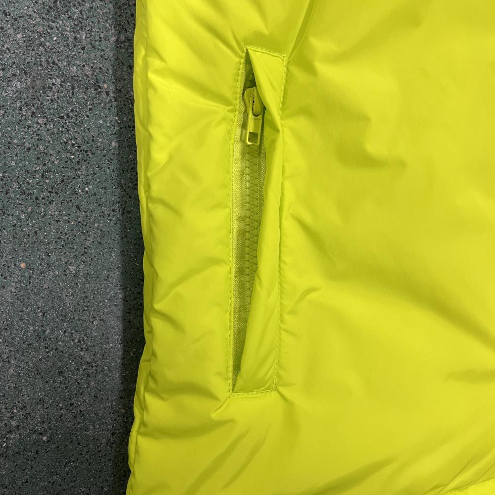 Trapstar Hyperdrive Sleeveless Jacket - Lime Green Ironleague