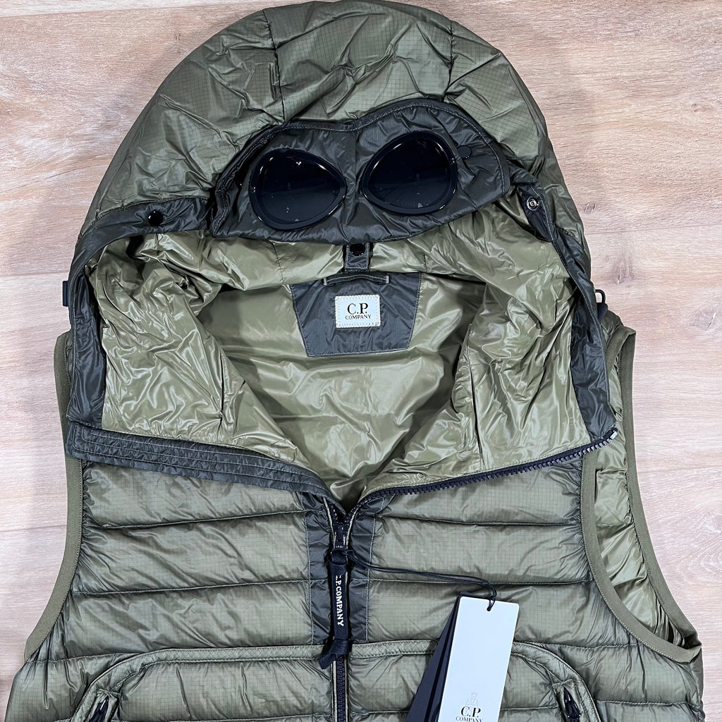 CP Company DD Shell Goggle Down Gilet in Elmwood Green Ironleague