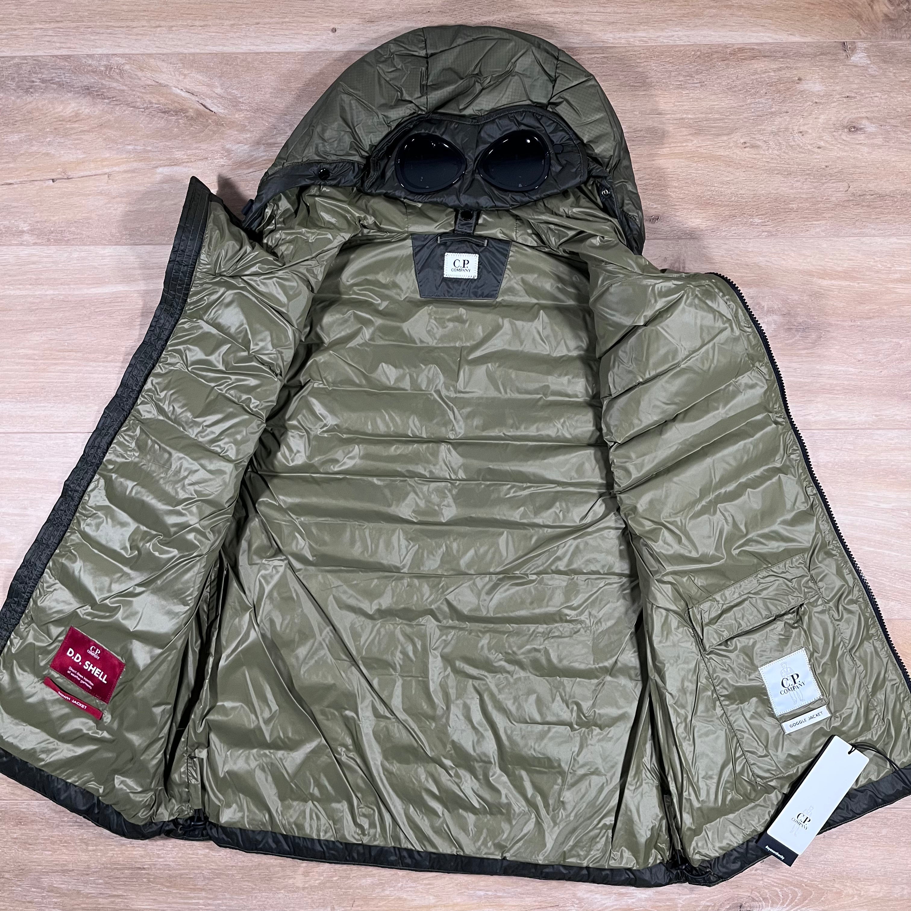 CP Company DD Shell Goggle Down Gilet in Elmwood Green Ironleague