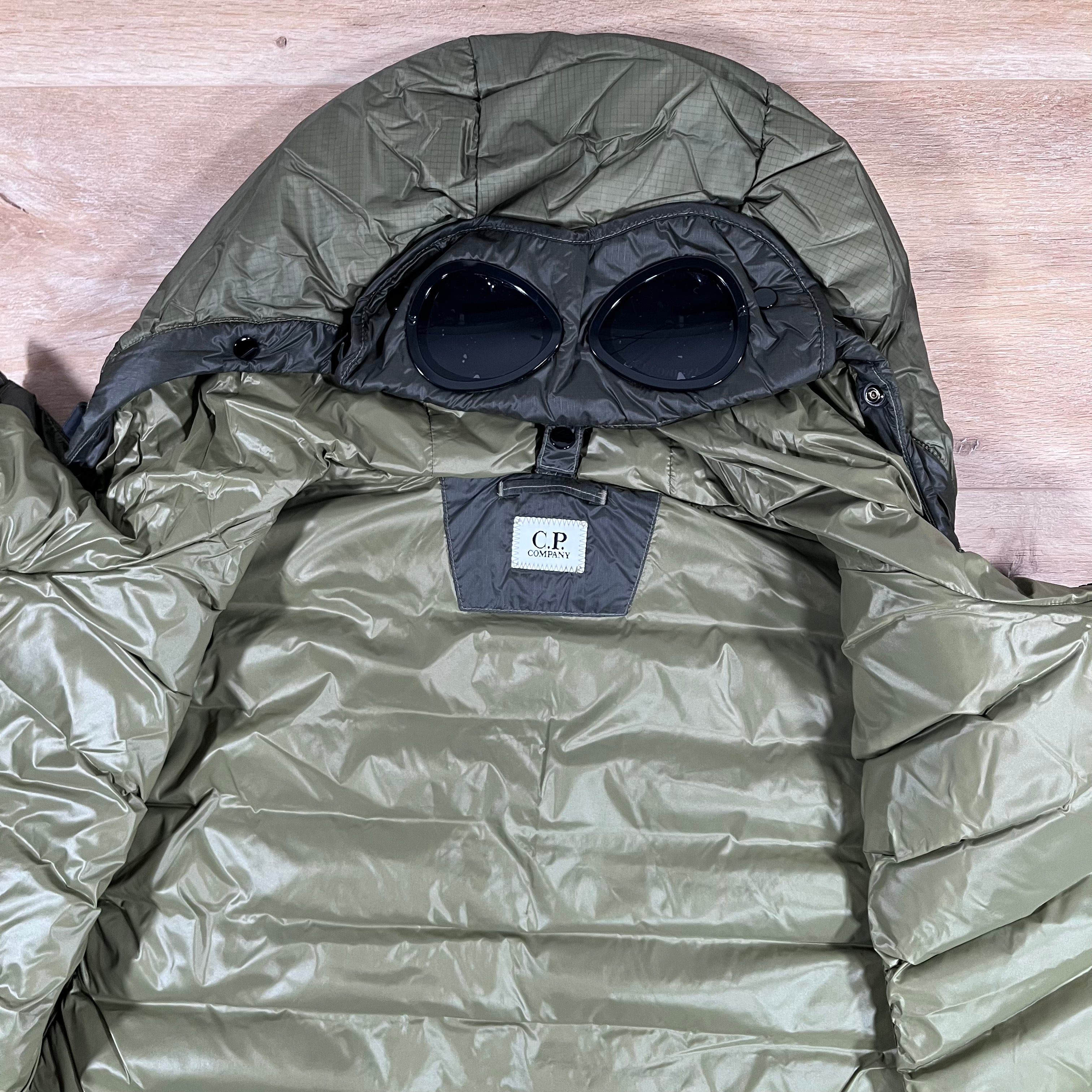 CP Company DD Shell Goggle Down Gilet in Elmwood Green Ironleague