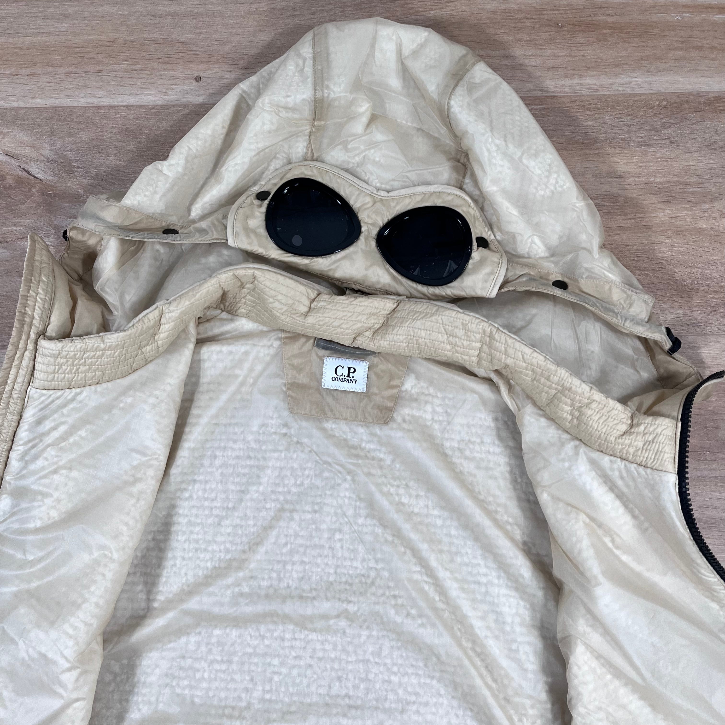 CP Company Nada Shell Goggle Padded Gilet in Pistachio Shell Ironleague