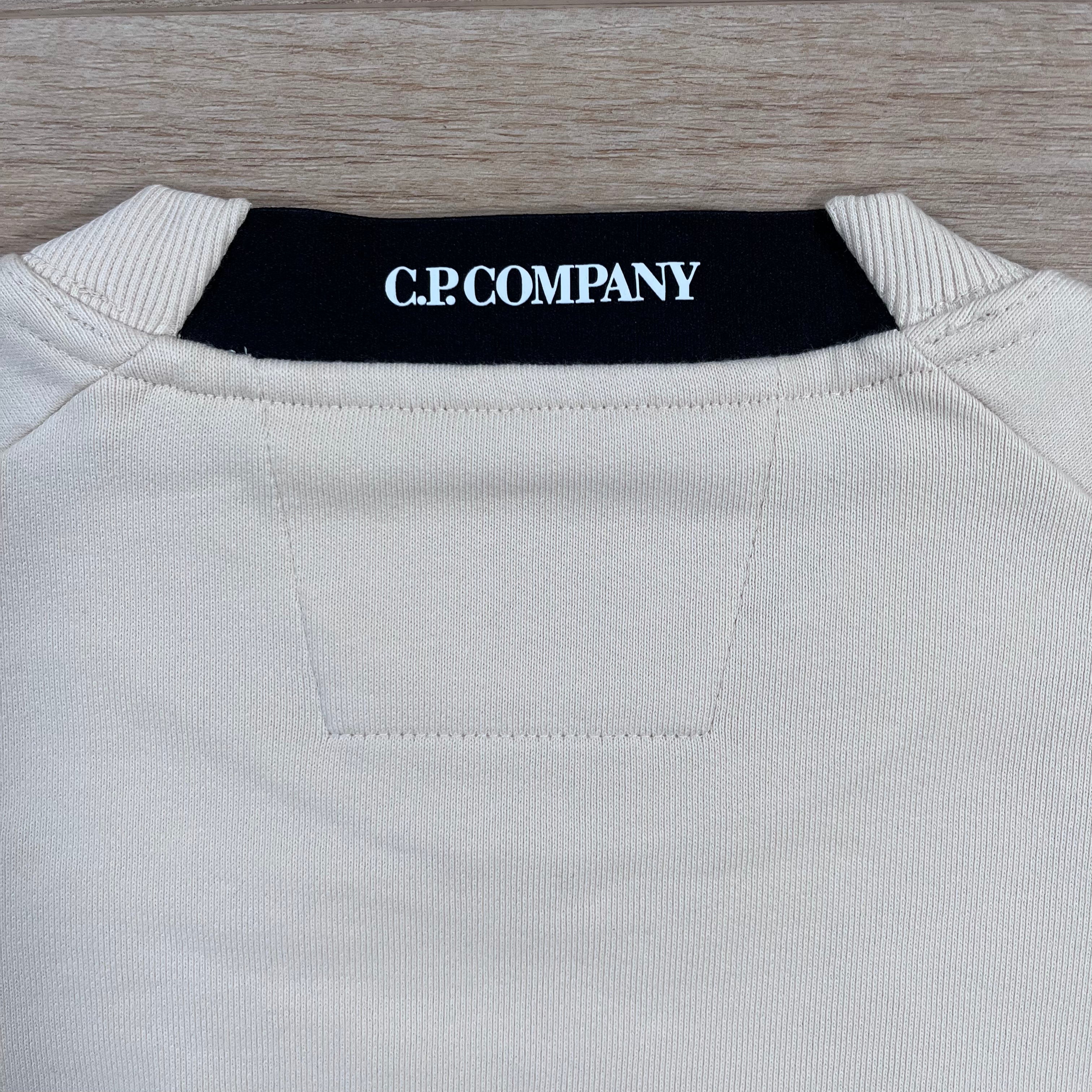 CP Company Diagonal Raised Fleece Crewneck Lens Sweatshirt in Pistachio Shell Ironleague