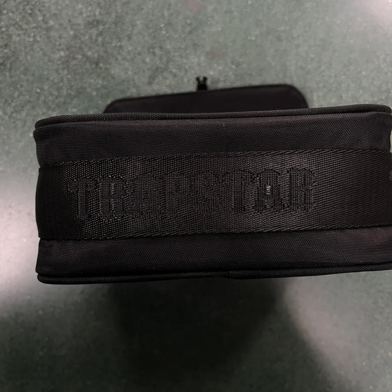 Trapstar Messenger Bag 1.0 - Black/Purple Ironleague
