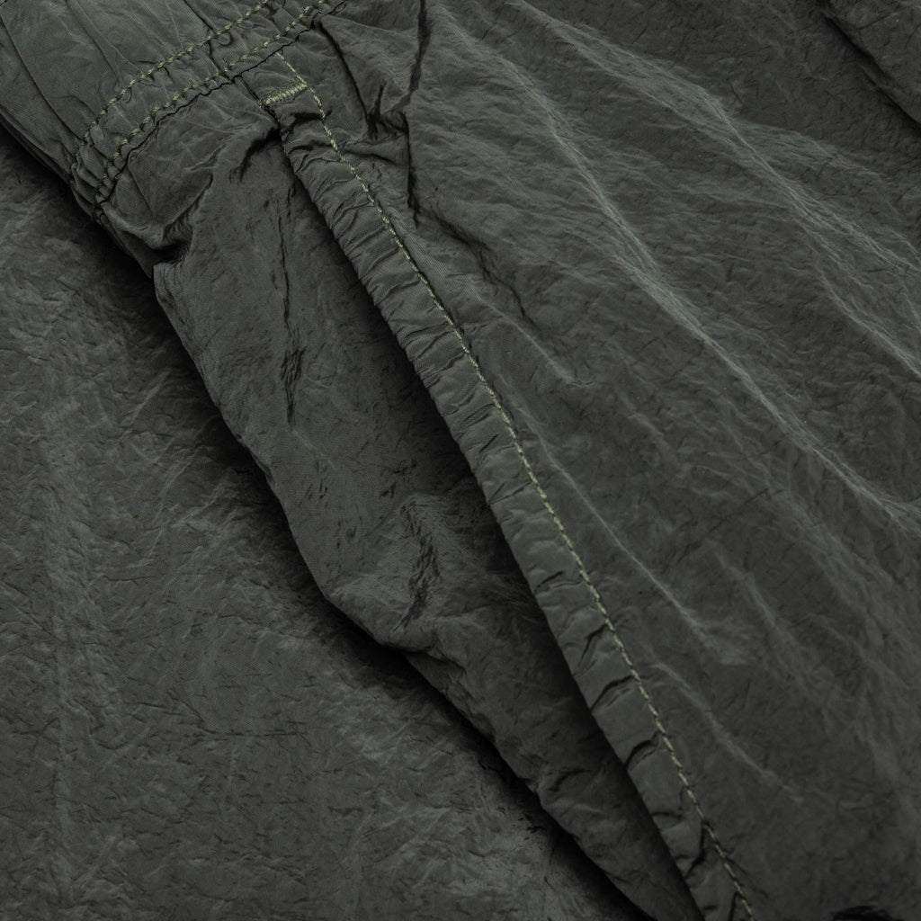 Stone Island Nylon Metal Regular Fit Shorts - Musk