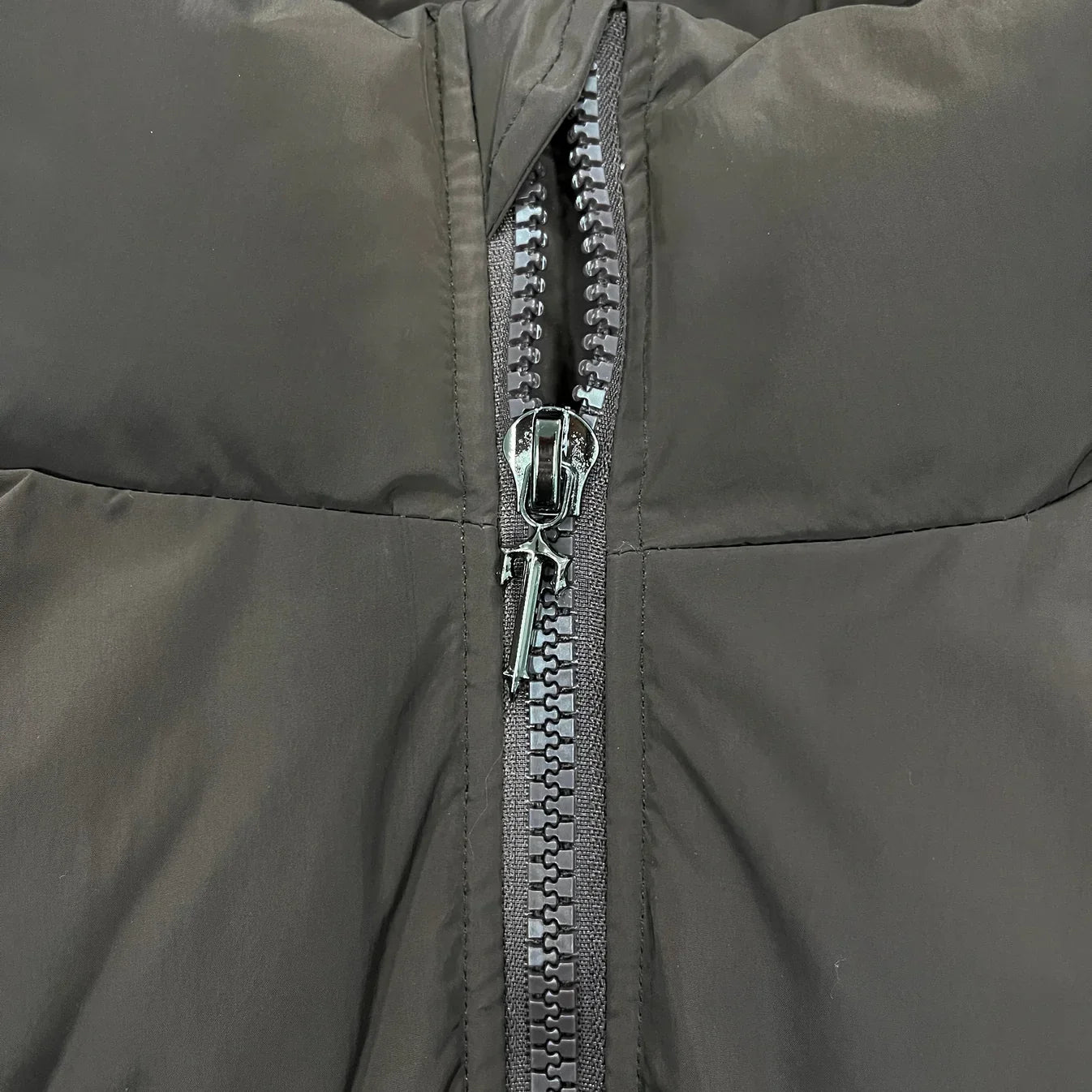 Trapstar Irongate Puffer Jacket - Brown Ironleague