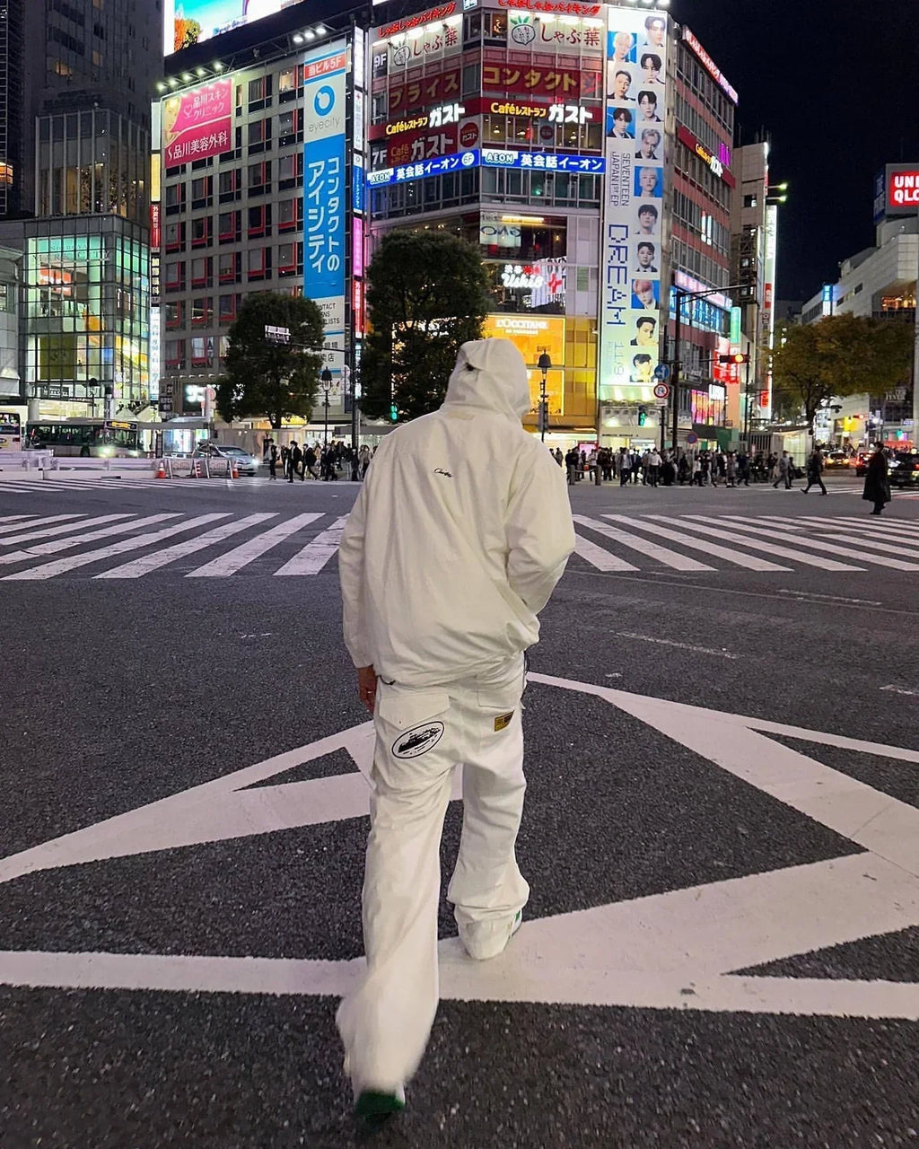 Corteiz Slant Pocket Jacket - White Ironleague