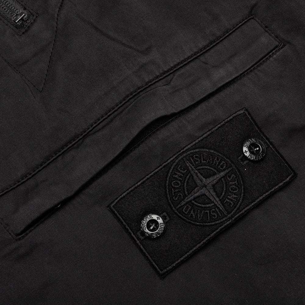 Stone Island Cargo Bermuda Shorts L06F2 - Black