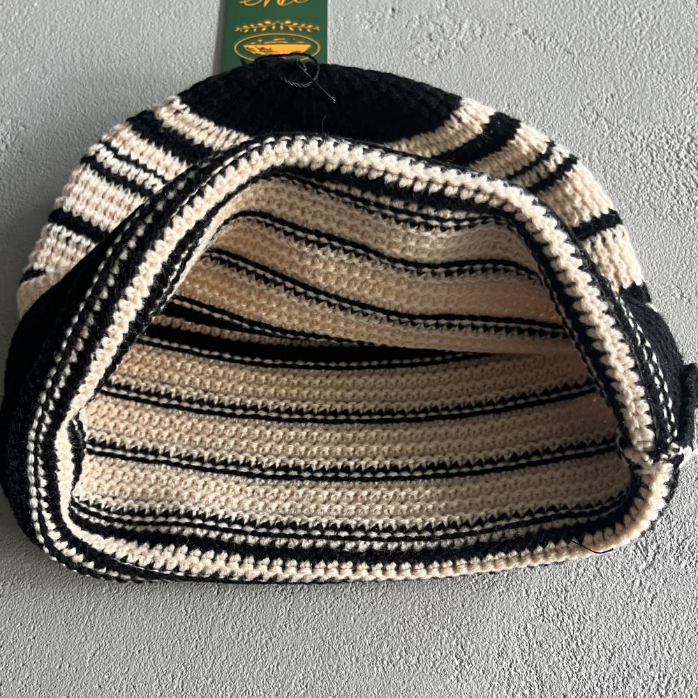 Corteiz Striped Cold Hat - White/Black Ironleague