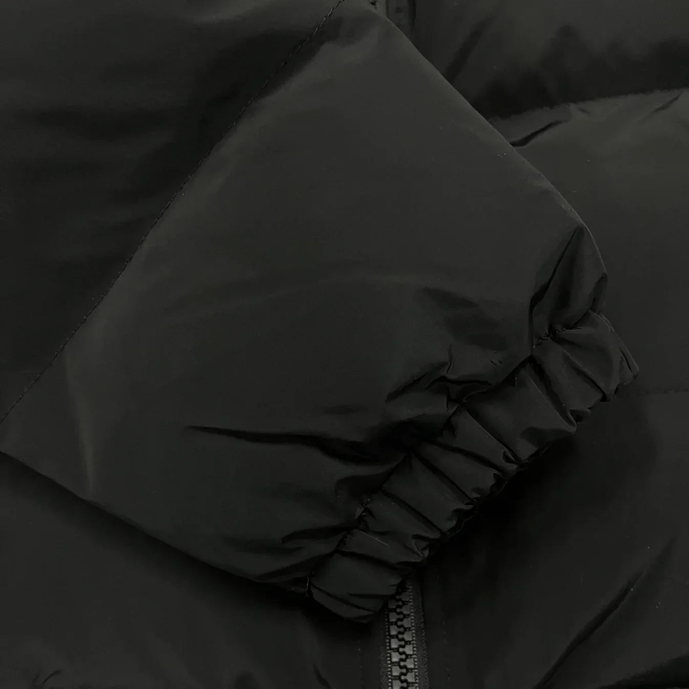 Trapstar Hyperdrive Detachable Hooded Puffer Jacket - Triple Black Ironleague
