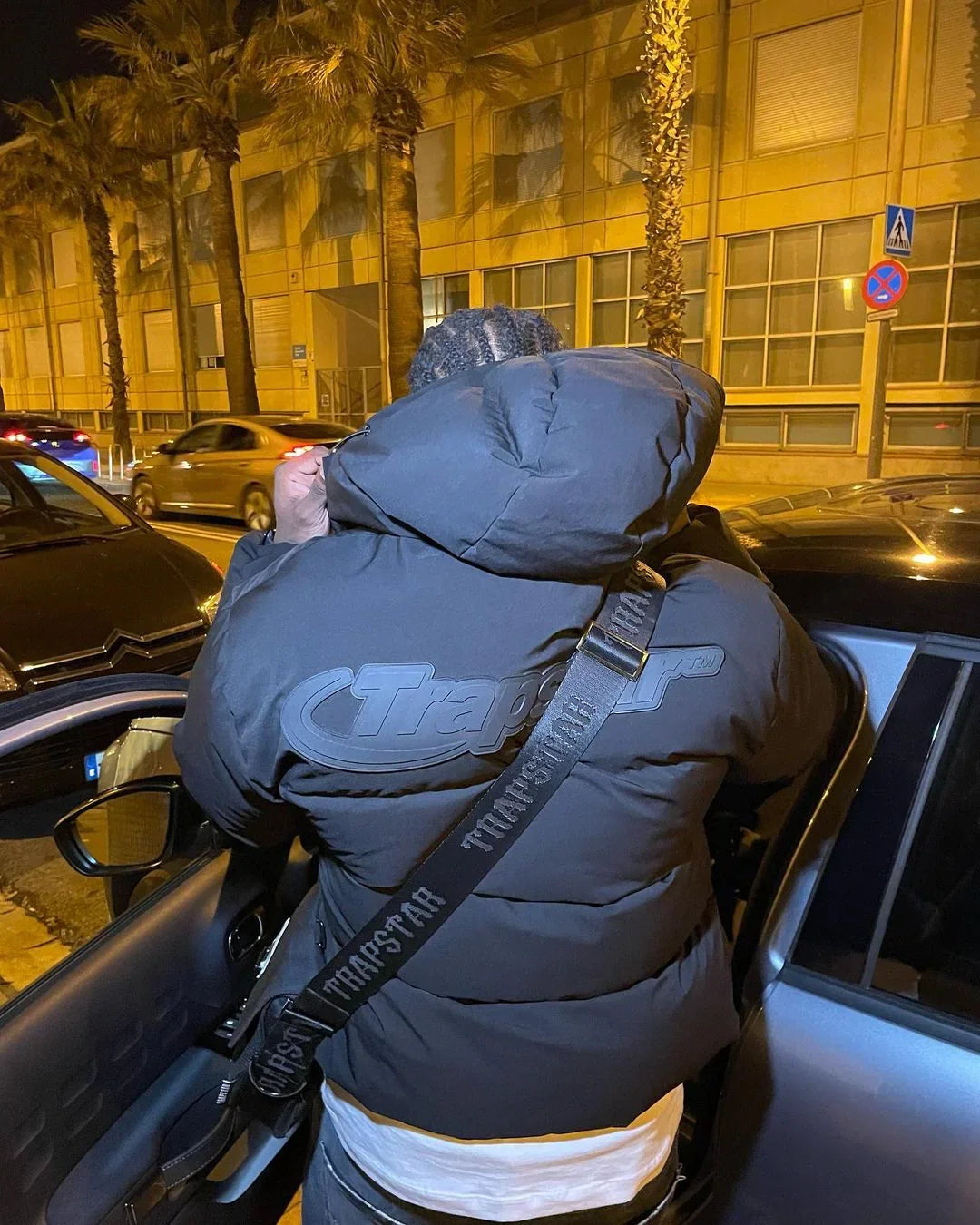 Trapstar Hyperdrive Technical Puffer - Black Edition Ironleague