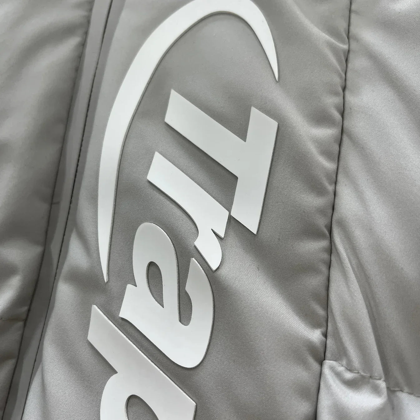 Trapstar Hyperdrive Technical Puffer Jacket - Light Grey Ironleague