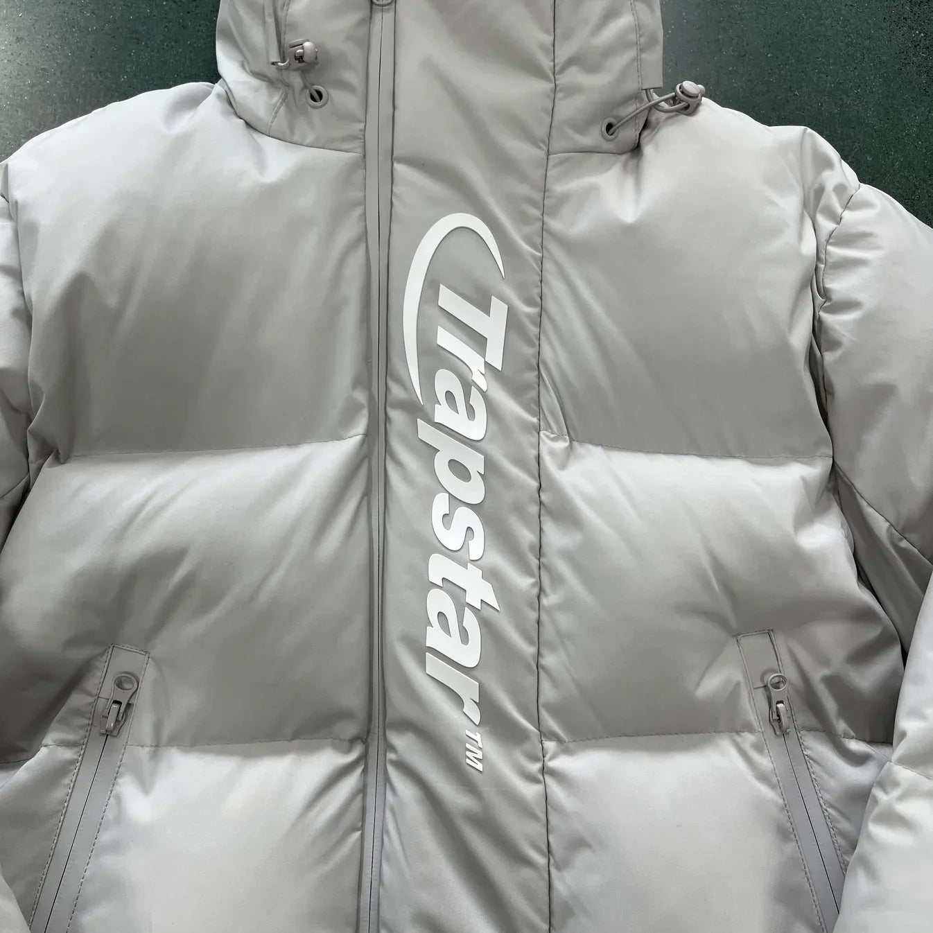 Trapstar Hyperdrive Technical Puffer Jacket - Light Grey Ironleague