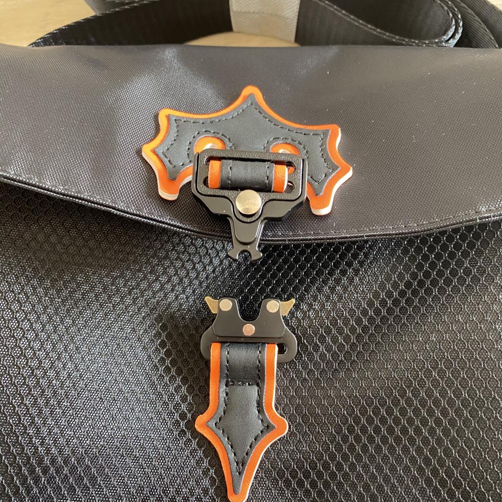 Trapstar Messenger Bag 1.0 - Black/Orange Ironleague