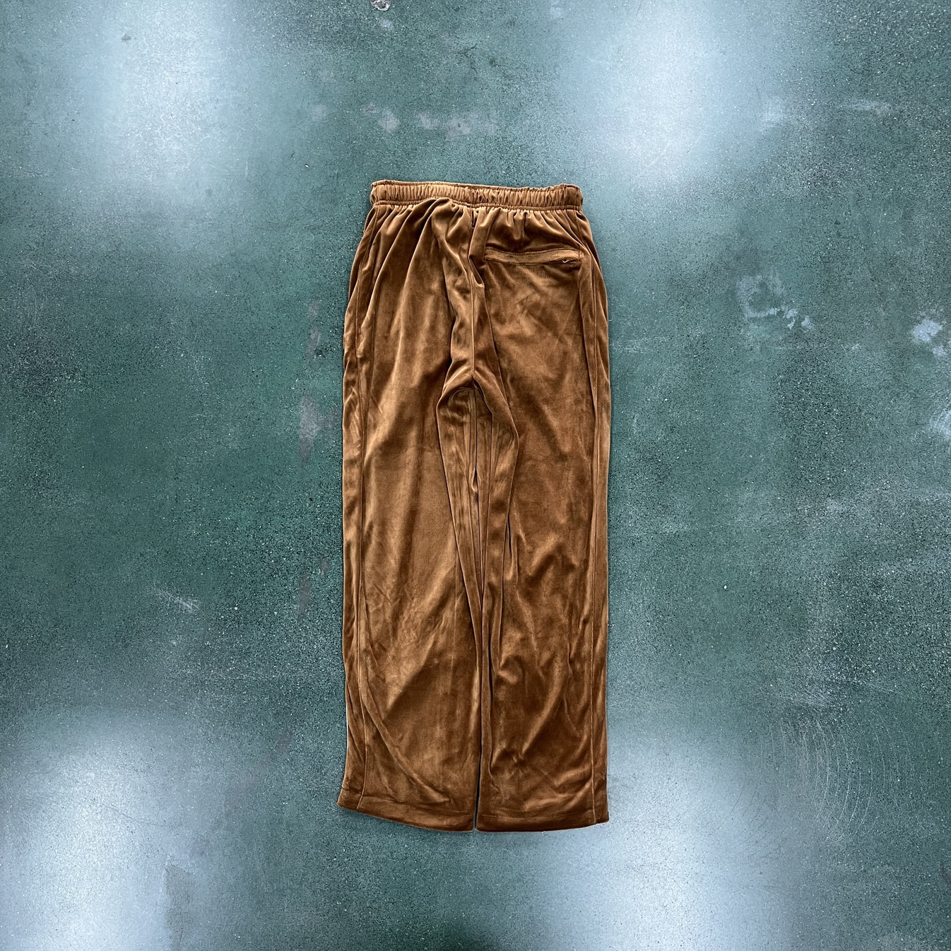 Corteiz Velour Set - Brown Ironleague