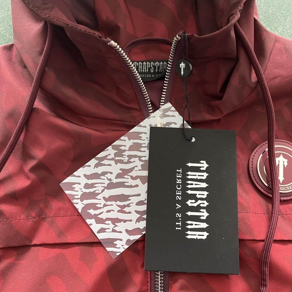 Trapstar Women's Irongate T Windbreaker - Red Ironleague