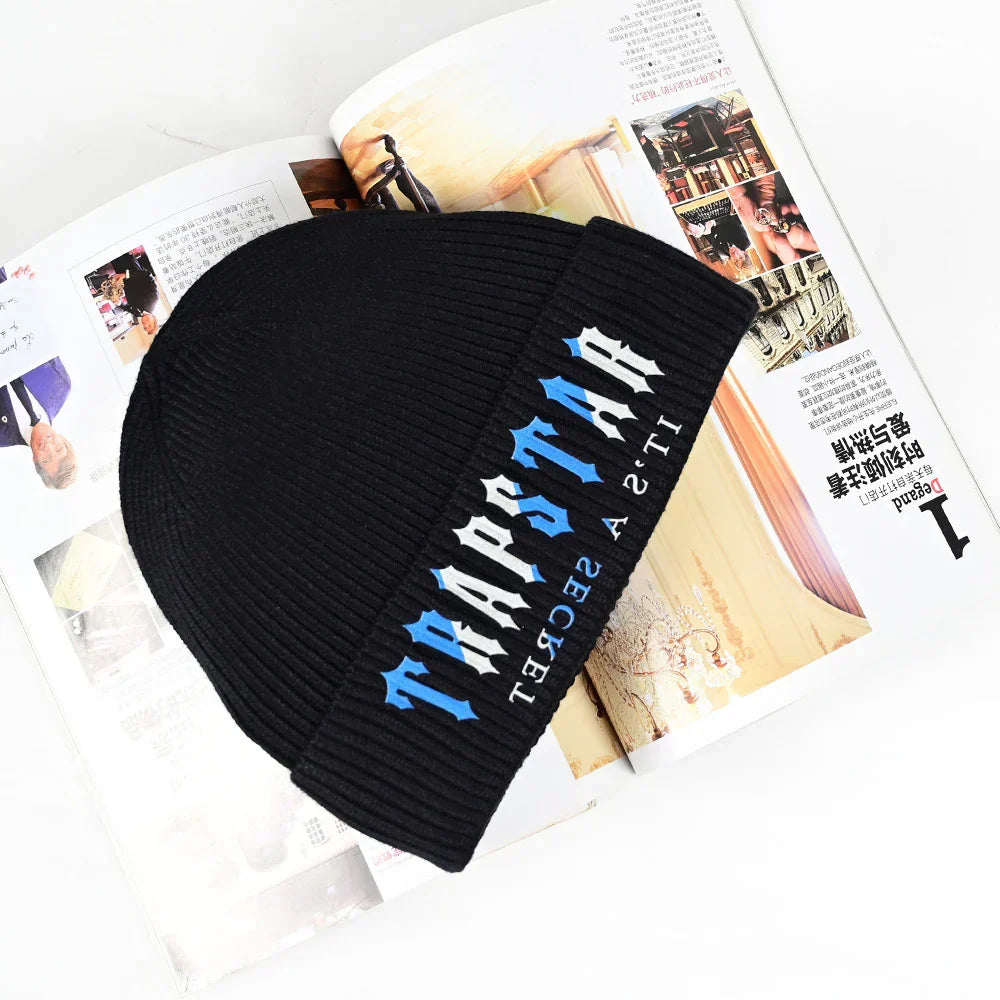 Trapstar Beanie - Black/Blue Ironleague