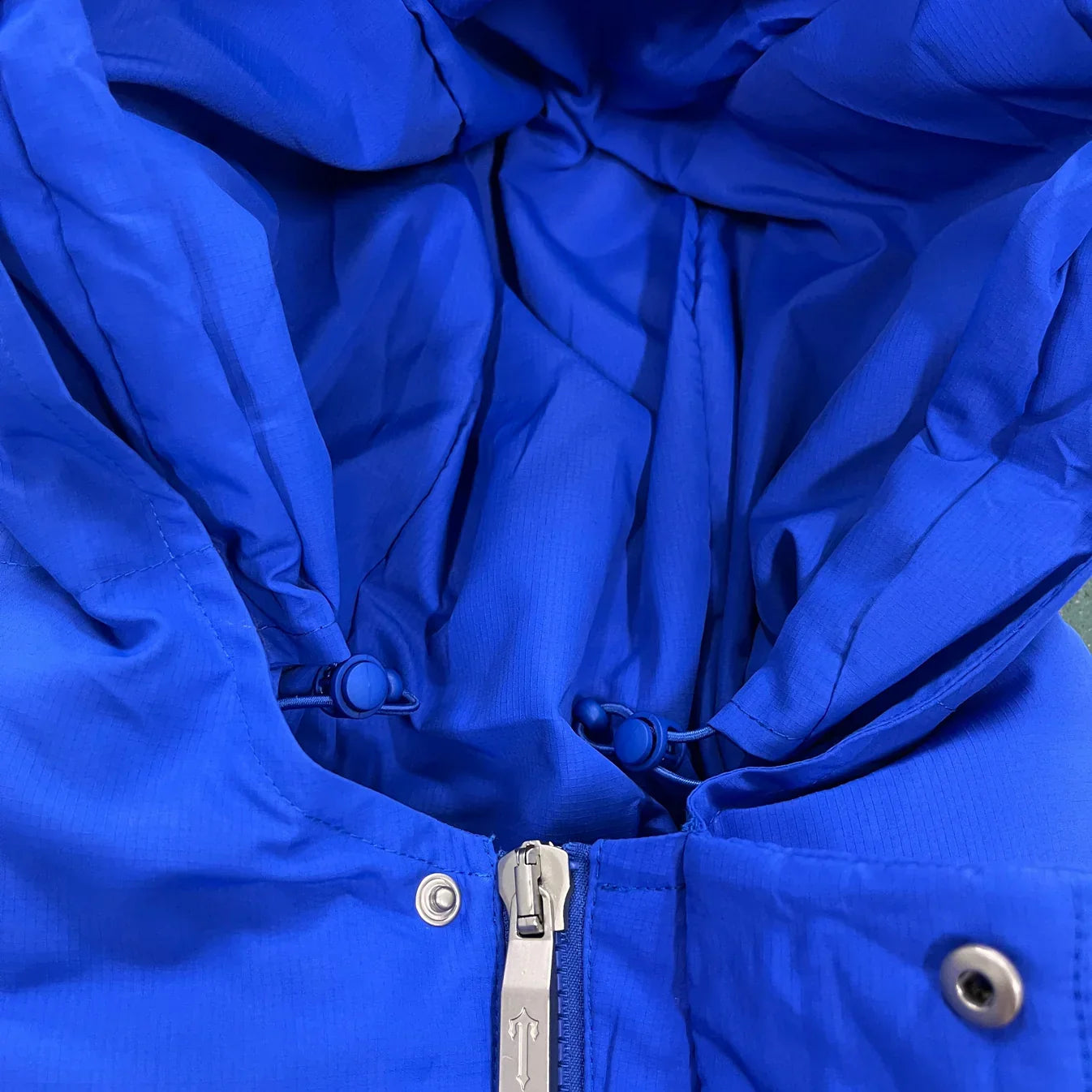 Trapstar Decoded 2022 Hooded Puffer Jacket - Blue Ironleague