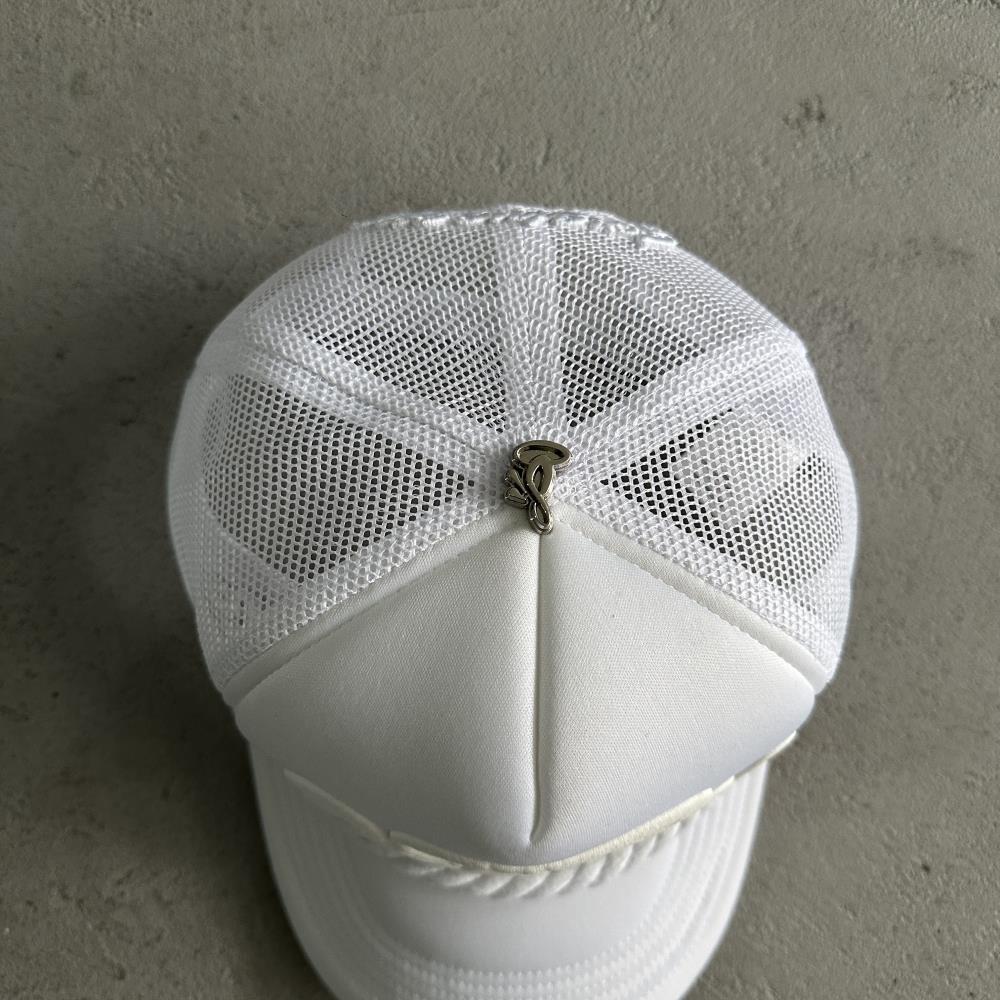 Syna Trucker Cap - White Ironleague