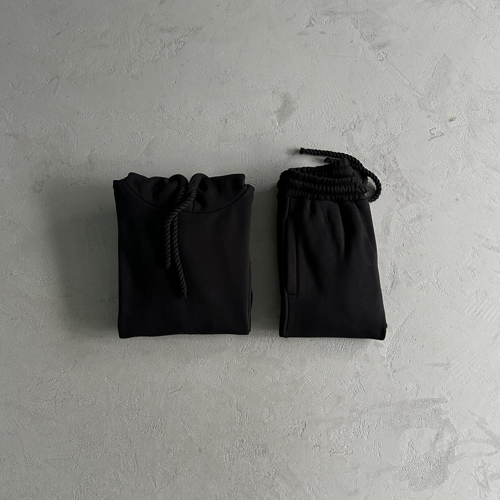 Syna Tracksuit - Black/Green Ironleague