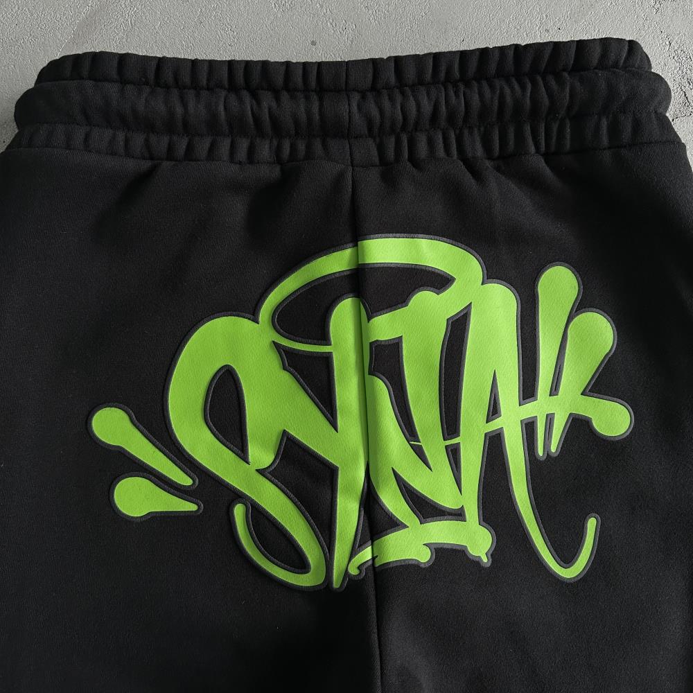 Syna Tracksuit - Black/Green Ironleague