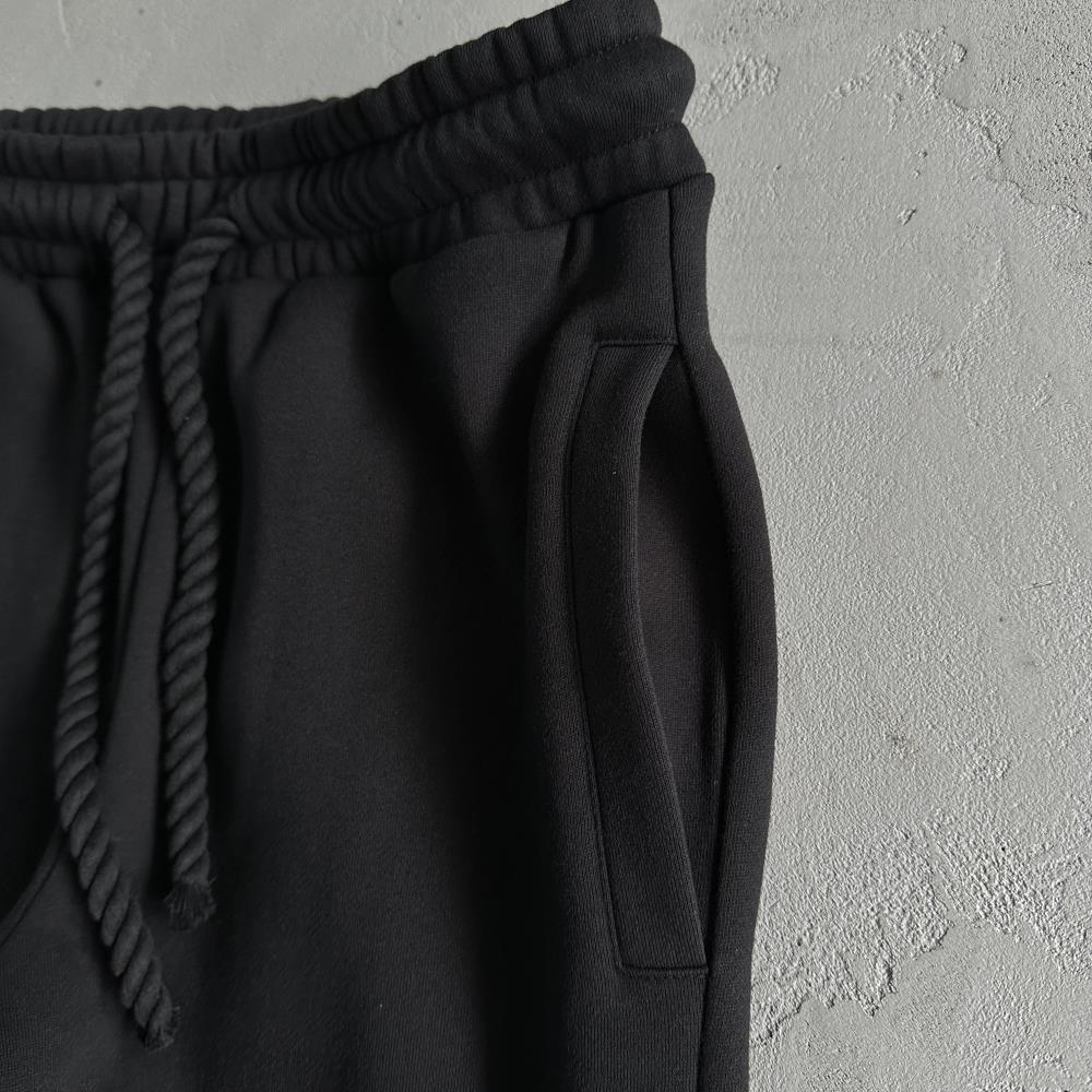 Syna Tracksuit - Black/Green Ironleague