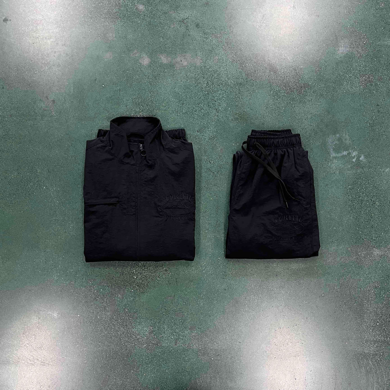 Corteiz Shuku Set - Black/Black Ironleague