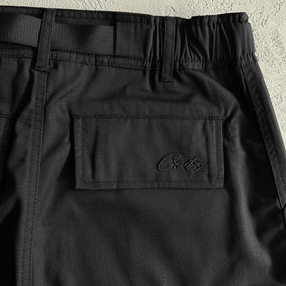 Corteiz Cargo Shorts - Black Ironleague