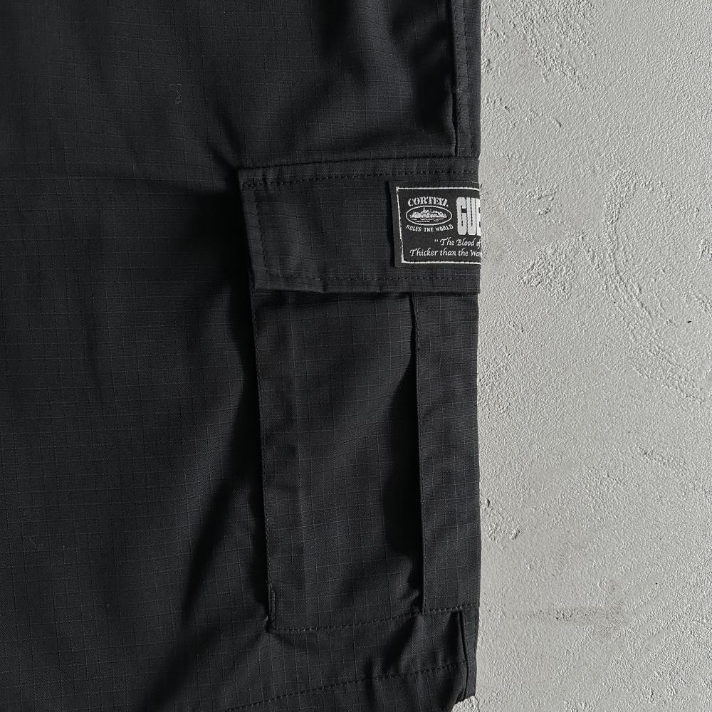 Corteiz Cargo Shorts - Black Ironleague