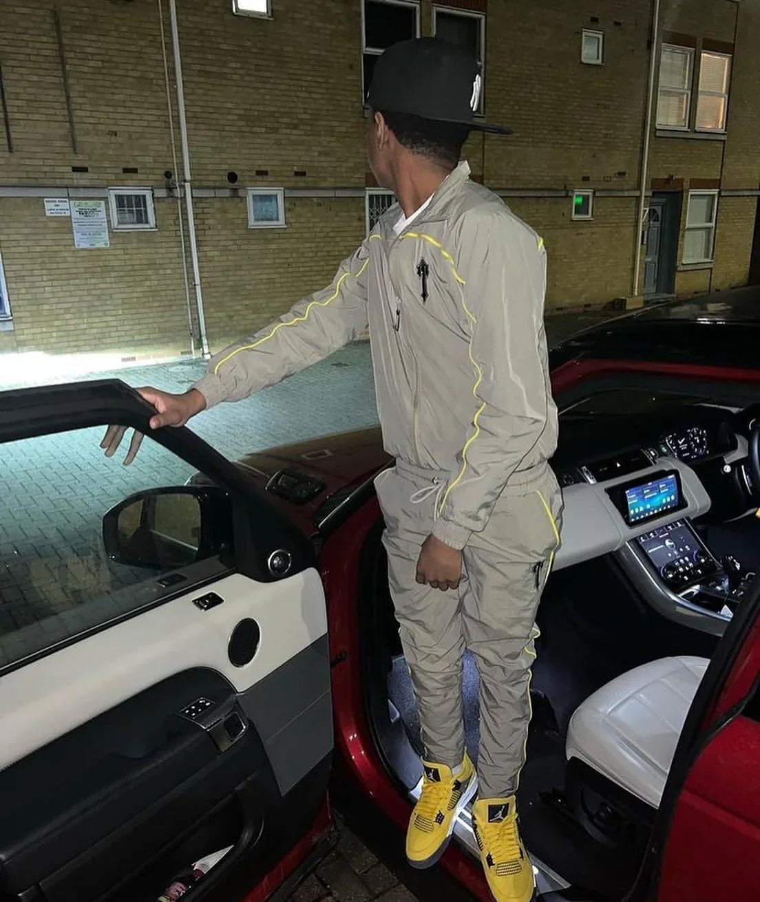 Trapstar Irongate T Shellsuit - Khaki Ironleague