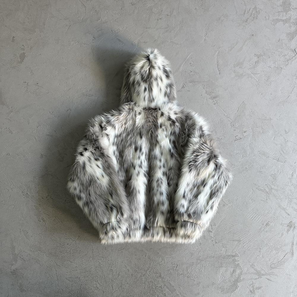 Corteiz Faux Fur Hooded Jacket - White Ironleague