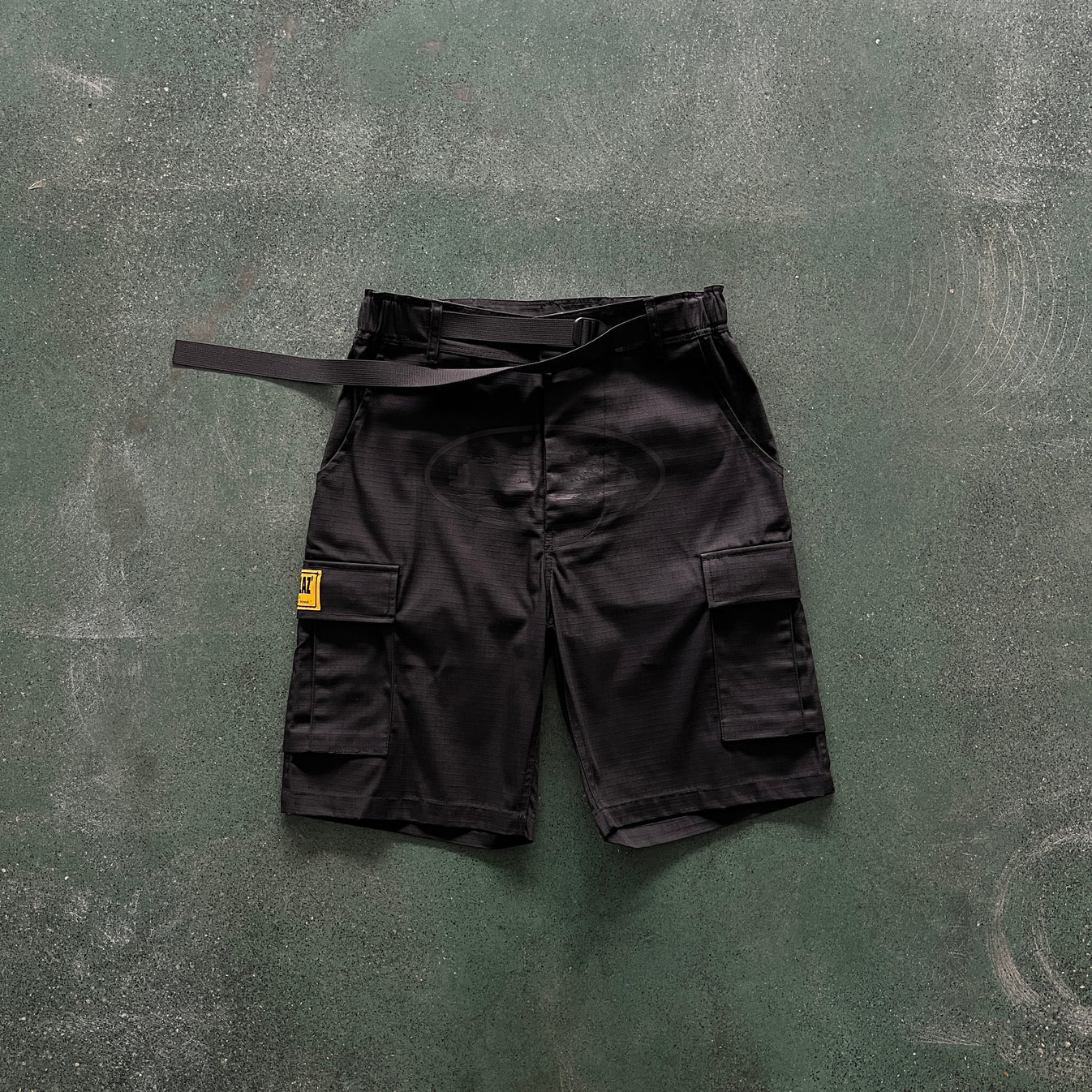 Corteiz Cargo Shorts - Black/Black Ironleague