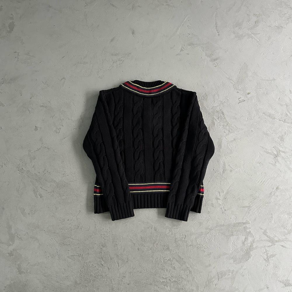 Corteiz V-Neck Sweater - Black Ironleague