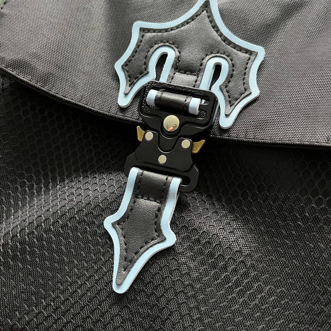 Trapstar Irongate T Crossbody Bag - Black/Light Blue Ironleague
