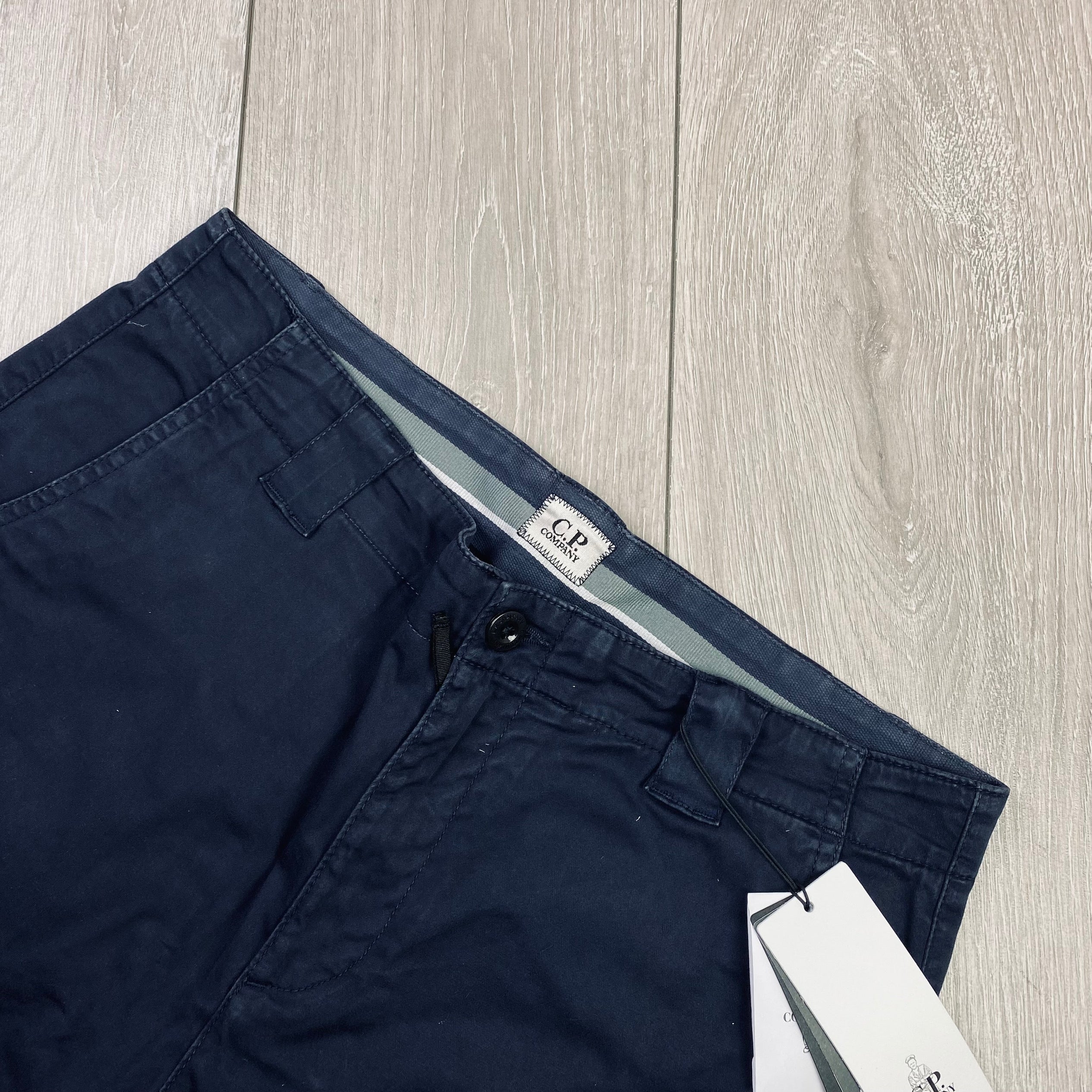 CP Company Cargo Shorts - Navy Ironleague