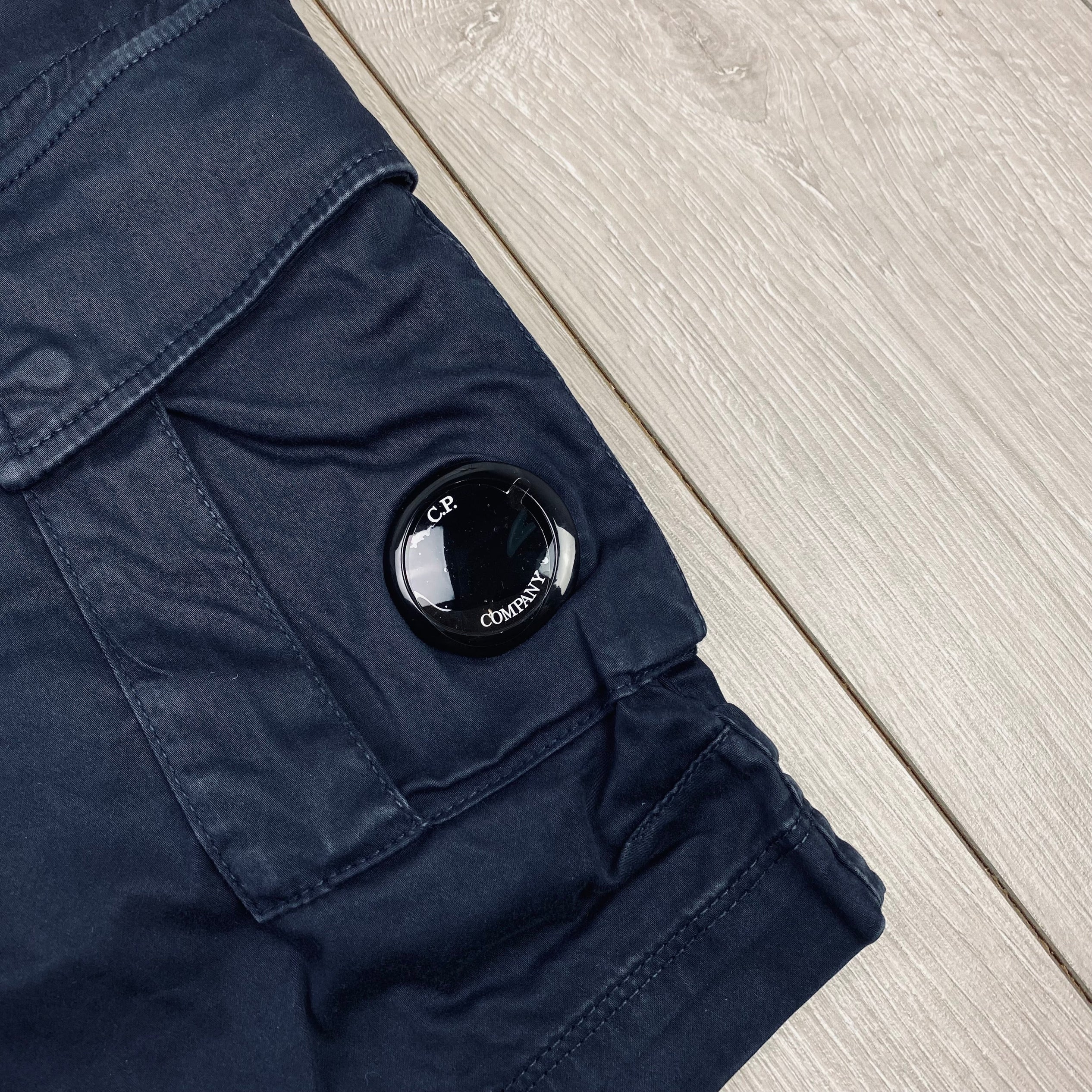 CP Company Cargo Shorts - Navy Ironleague