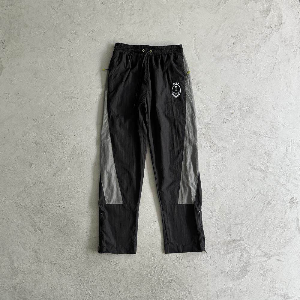Trapstar Irongate Football Tracksuit - Black Ironleague