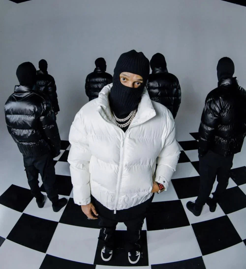 Trapstar Irongate Embossed Puffer Jacket - Black/White Ironleague