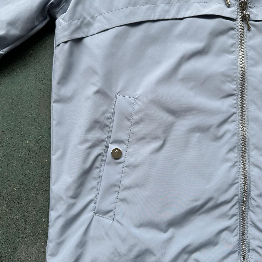 Trapstar Irongate Windbreaker - Light Blue Ironleague