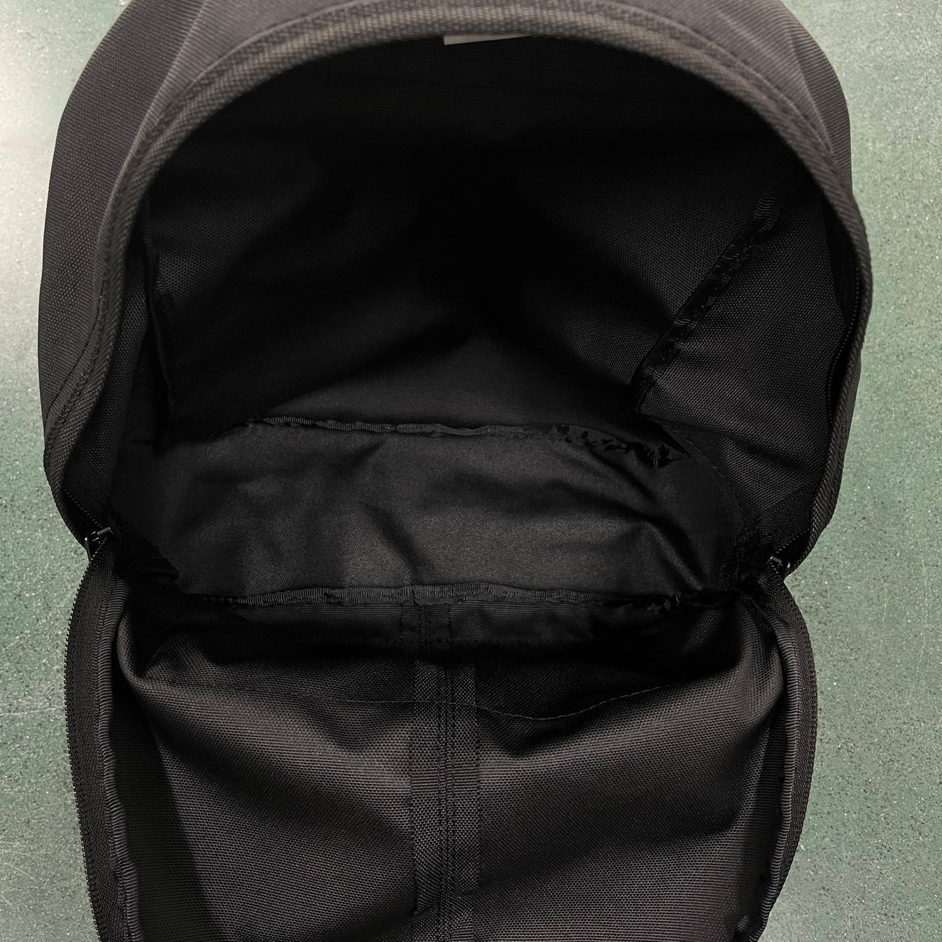 Corteiz Backpack - Black Ironleague