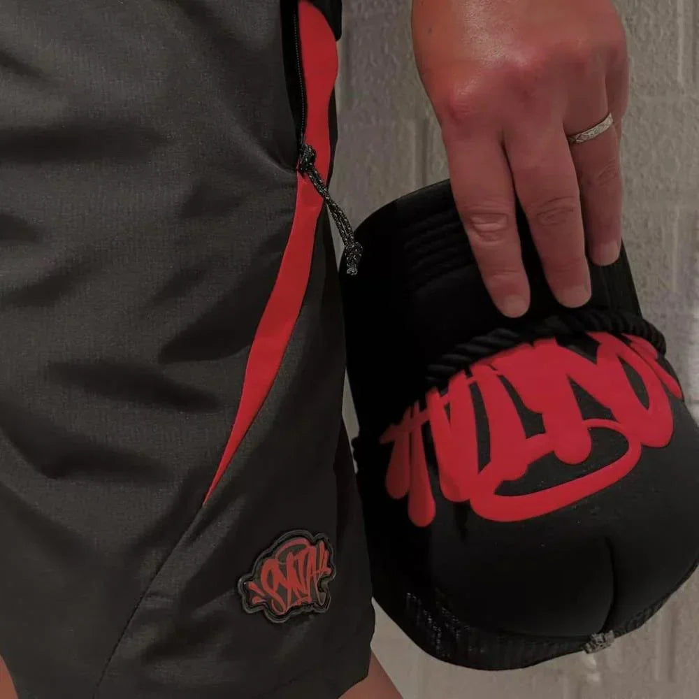 Syna Trucker Cap - Black/Red Ironleague
