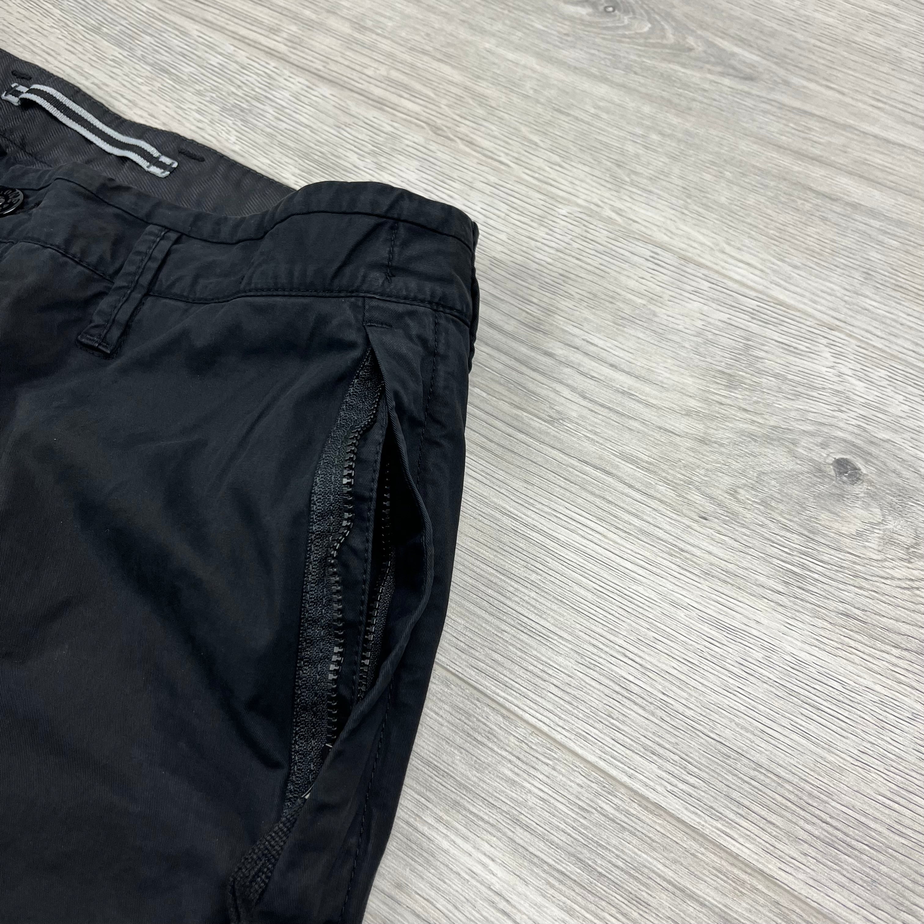 Stone Island Cargo Shorts - Black Ironleague
