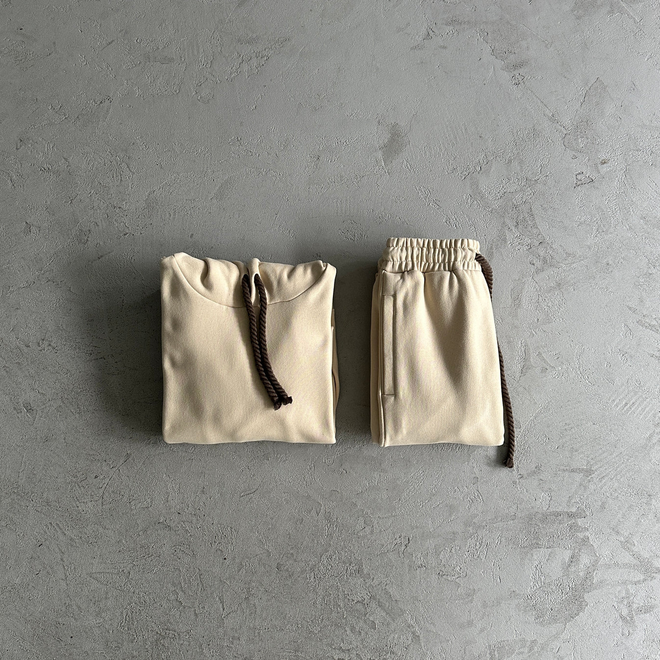 Syna Tracksuit - Beige/Brown Ironleague