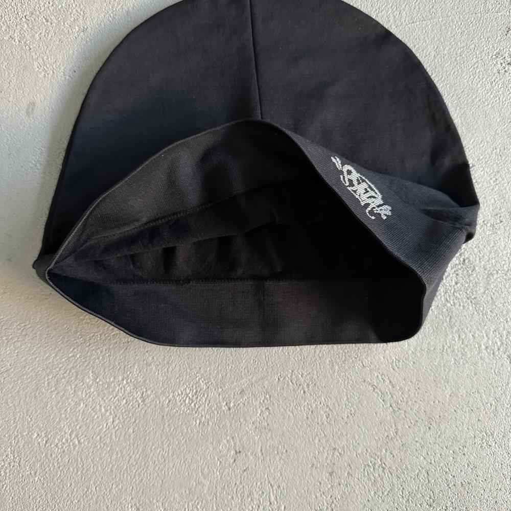 Syna Skull Cap - Black/White Ironleague