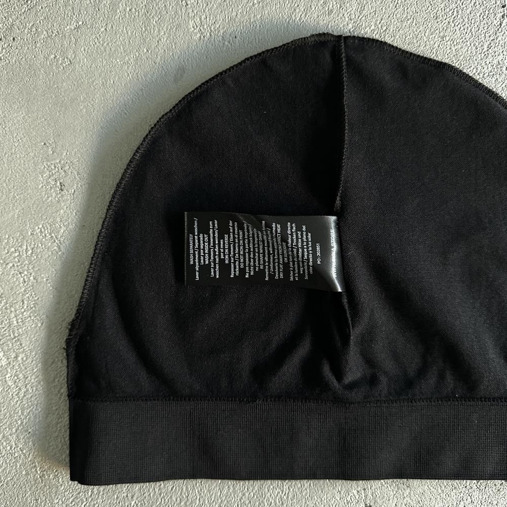 Syna Skull Cap - Black/White Ironleague