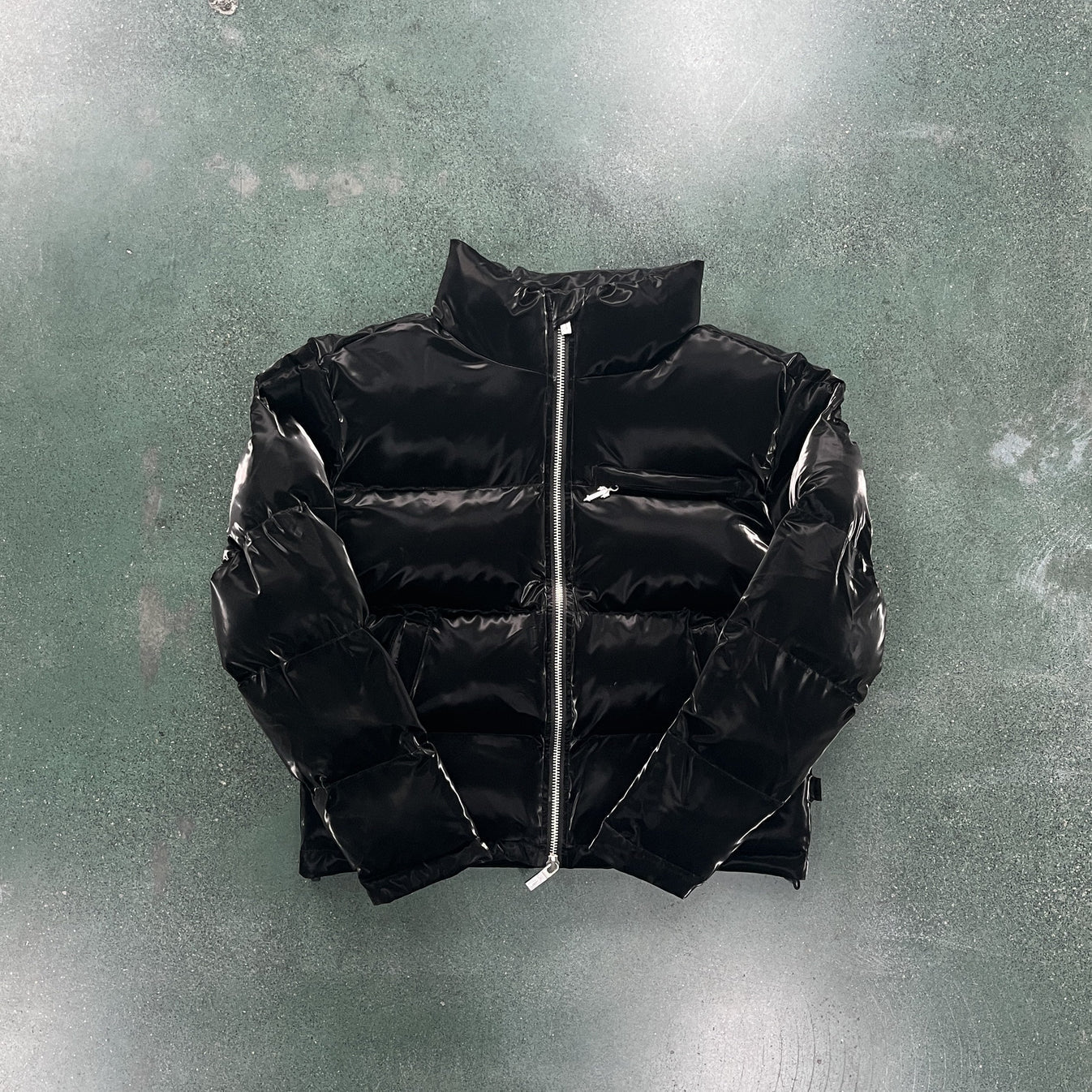 Trapstar Irongate T Shiny Puffer Jacket - Black Ironleague