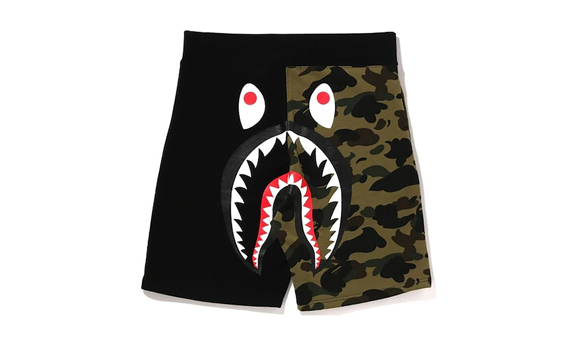 BAPE Back Shark Sweat Shorts 1st Camo Black / Green 1I20 153 004