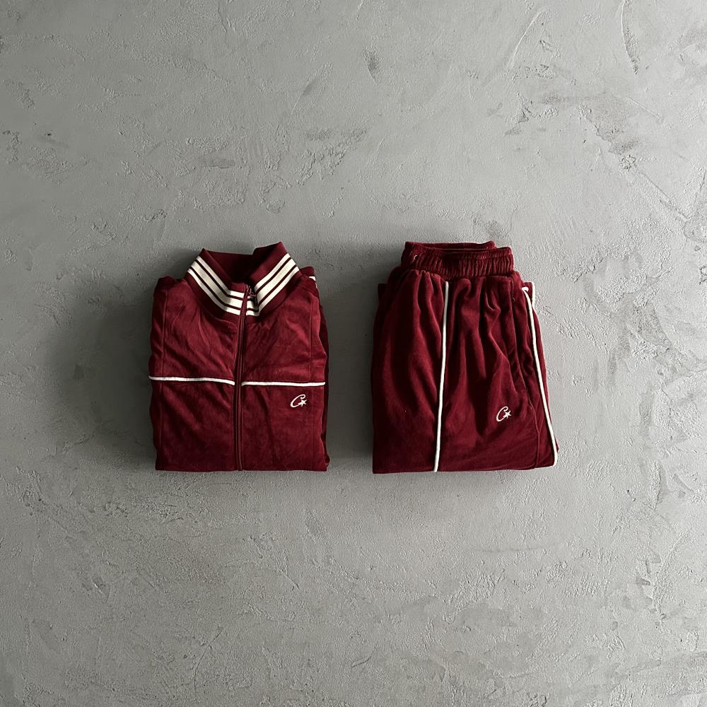Corteiz Velour Set - Red Ironleague